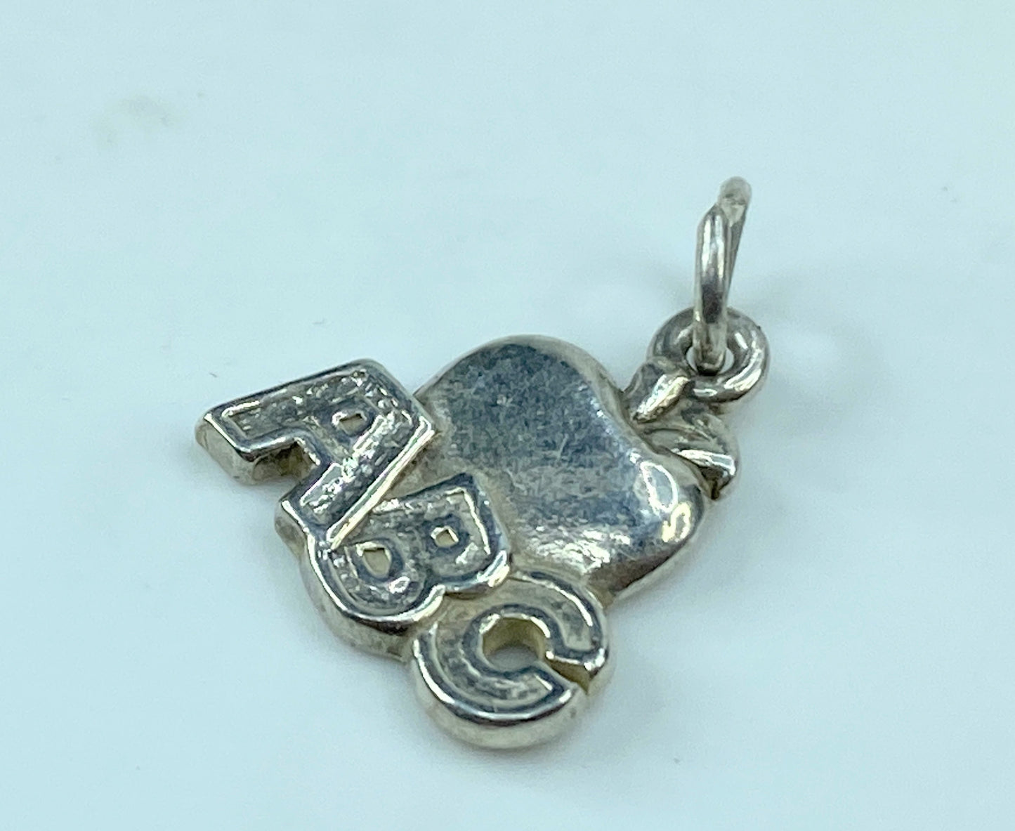 Retired James Avery Sterling Silver 925 “abc Apple Charm” 2.1g JR569