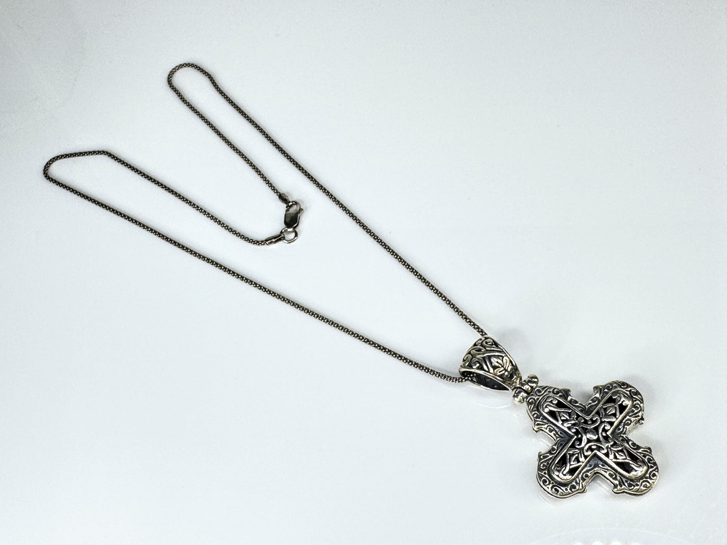 Sterling Silver detailed Reversible Openwork Cross Pendant Necklace 14.6g JR1766