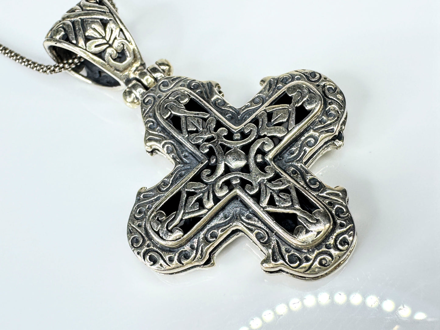 Sterling Silver detailed Reversible Openwork Cross Pendant Necklace 14.6g JR1766