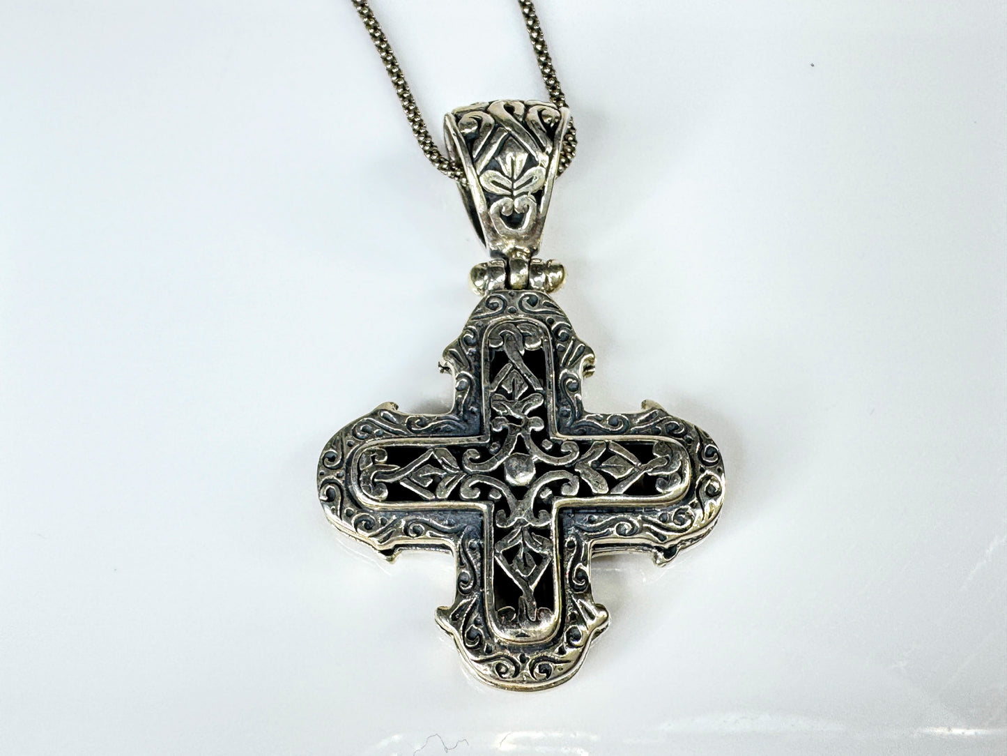 Sterling Silver detailed Reversible Openwork Cross Pendant Necklace 14.6g JR1766