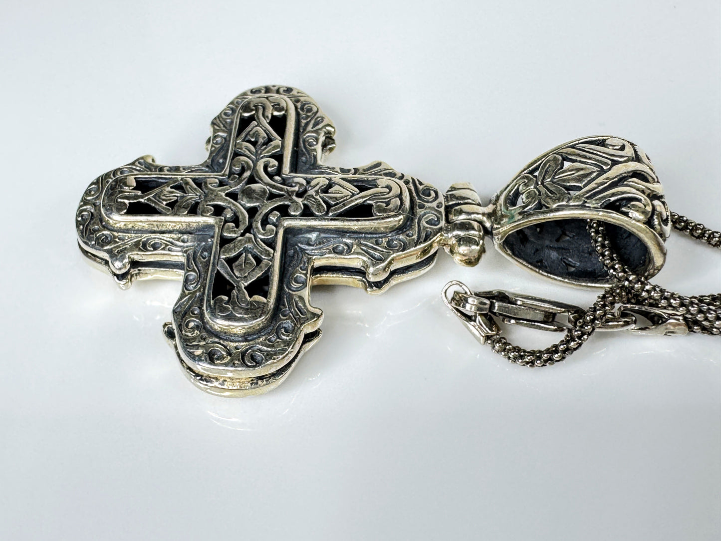 Sterling Silver detailed Reversible Openwork Cross Pendant Necklace 14.6g JR1766