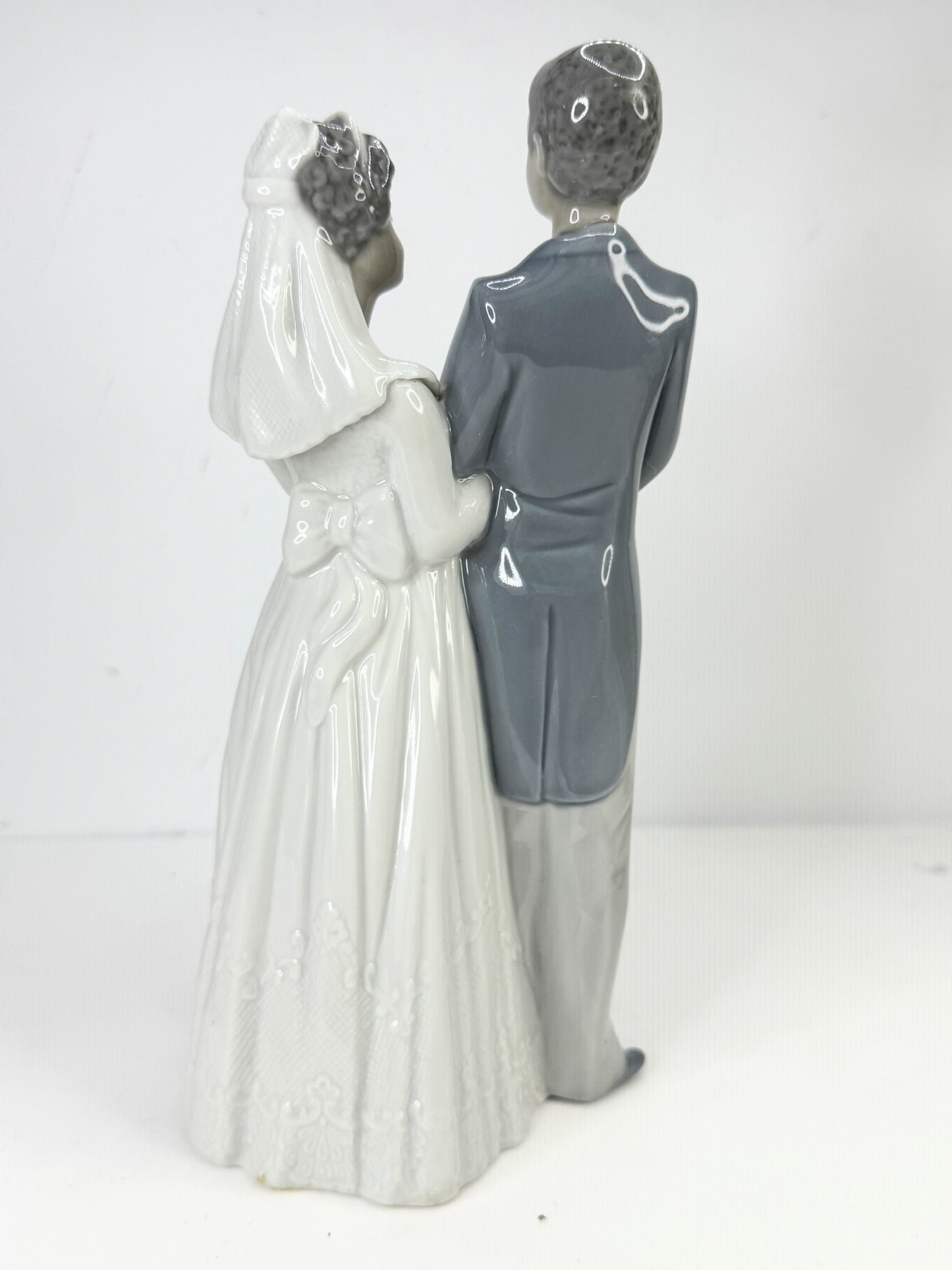 Lladró porcelain figurine From This Day Forward-Black Legacy Collection A626