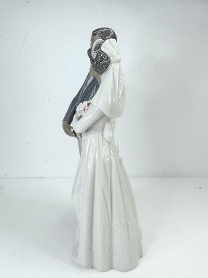 Lladró porcelain figurine From This Day Forward-Black Legacy Collection A626