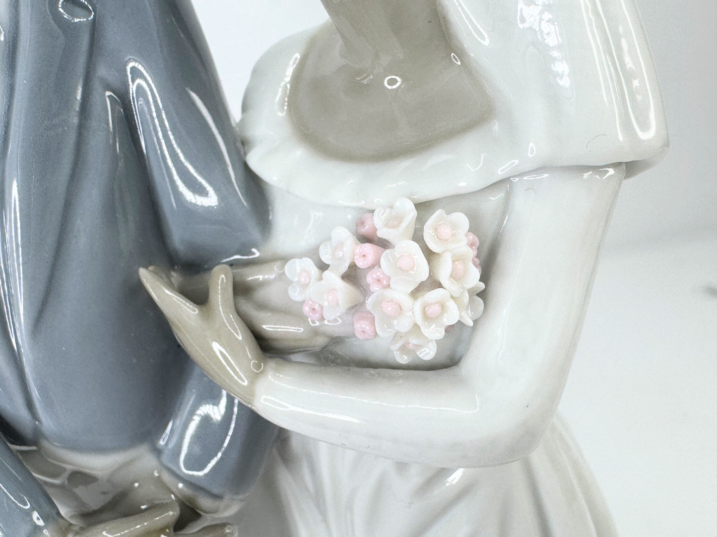 Lladró porcelain figurine From This Day Forward-Black Legacy Collection A626