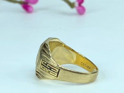 10K yellow gold High School class ring, s6 5.2g JR1046