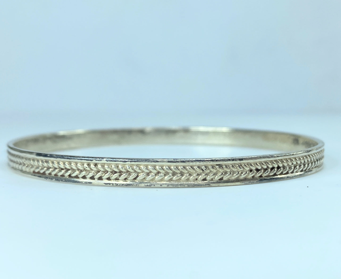 Norway Artisan Sterling Silver 925 texture slip on bangle 13.2g JR9586