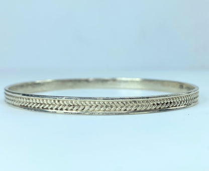 Norway Artisan Sterling Silver 925 texture slip on bangle 13.2g JR9586