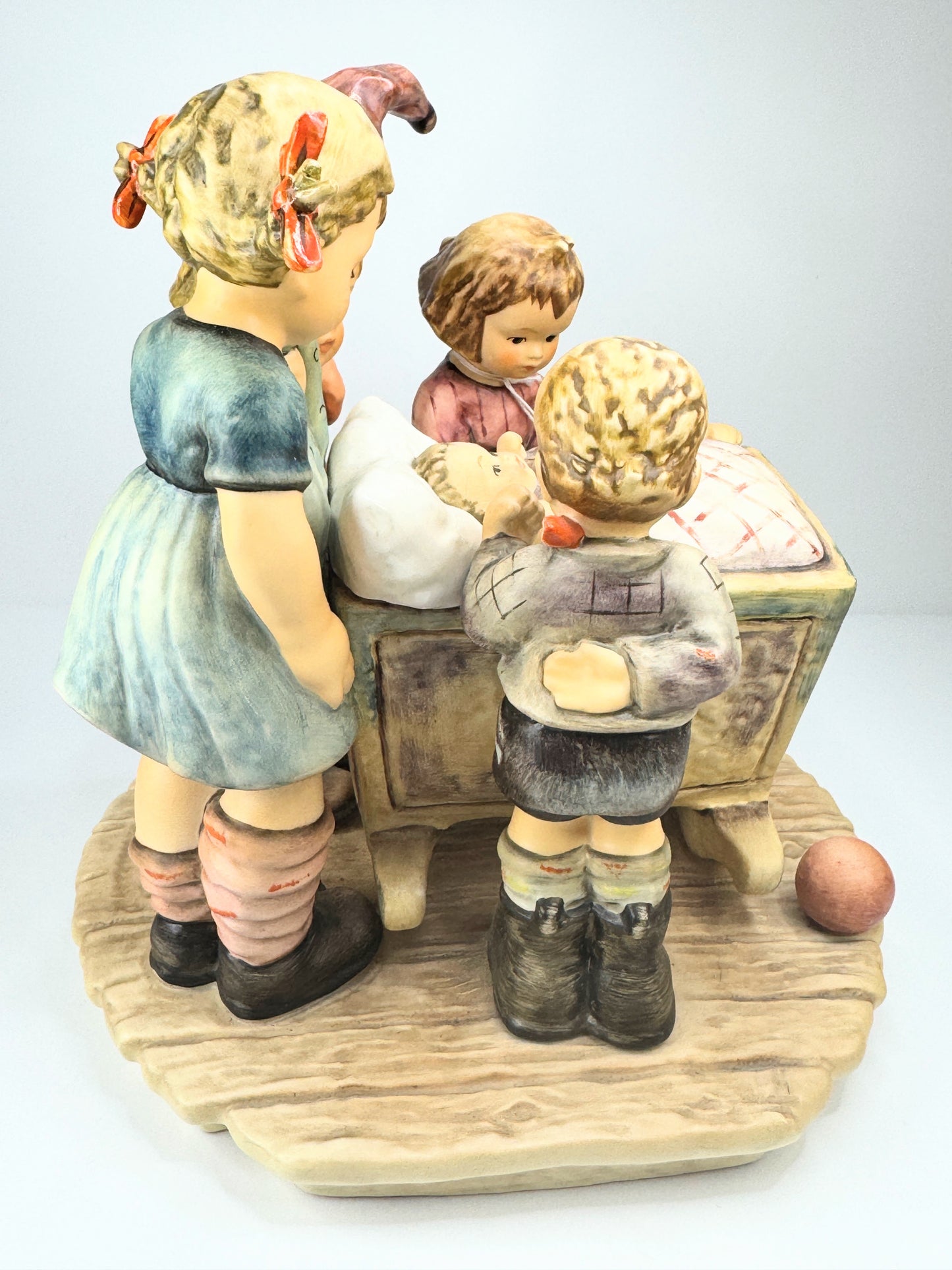 Hummel Century Ltd Collection TMK7 Rock-A-Bye 5 kids around a baby in bassinet A627