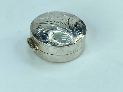 Round Sterling Silver Hinged Pill Box Shape Etched sterling 925 7g 1.0" SS65