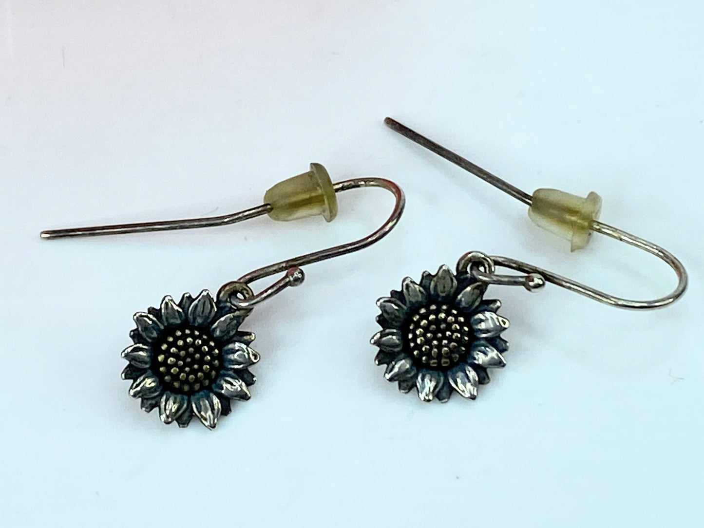 James Avery Sterling Silver wild sunflower earrings 1.0" 3.0g JR1049