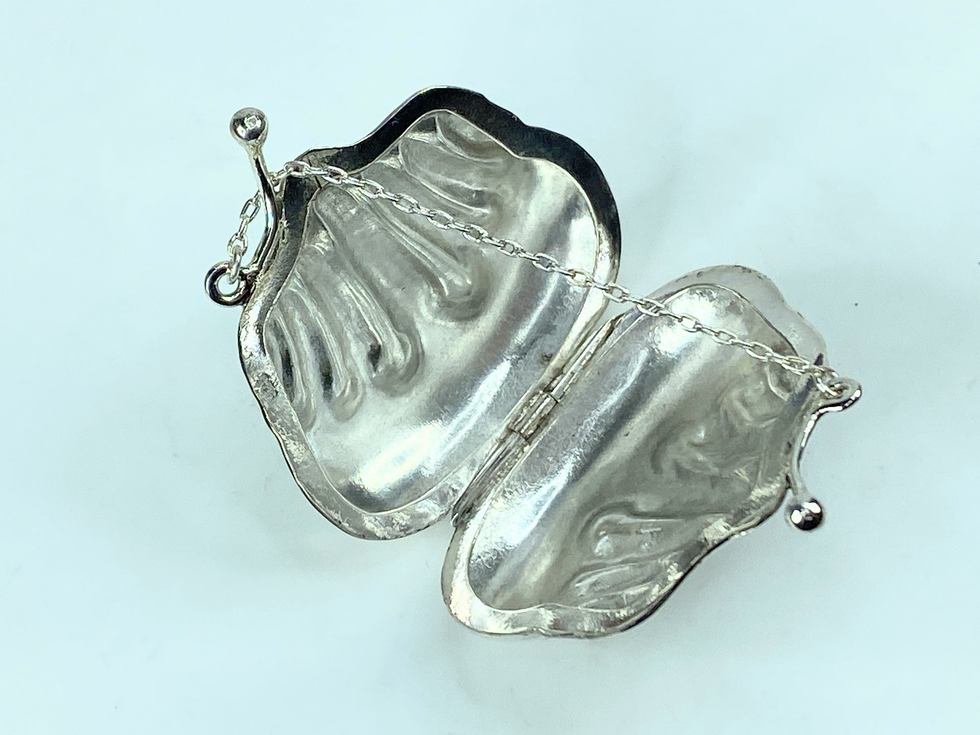 Antique Sterling Silver Figural Pill Box as a Purse-ca. 1900s SS66