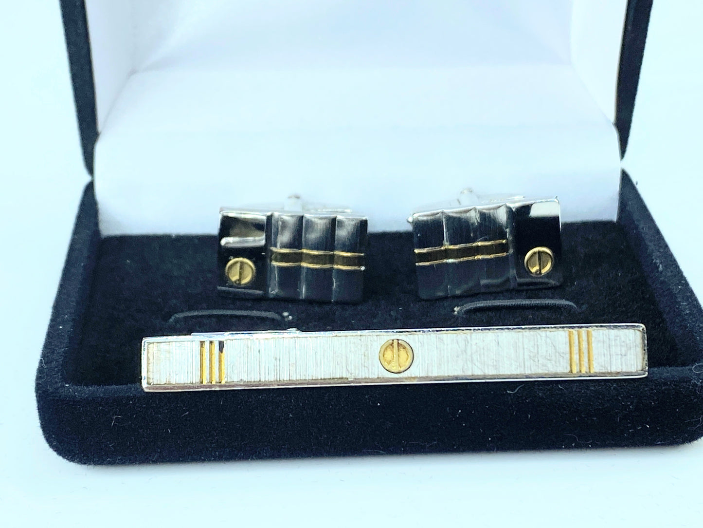 Vintage Alfred DunHill Gold Silver tone cufflinks and tie clip set GS11