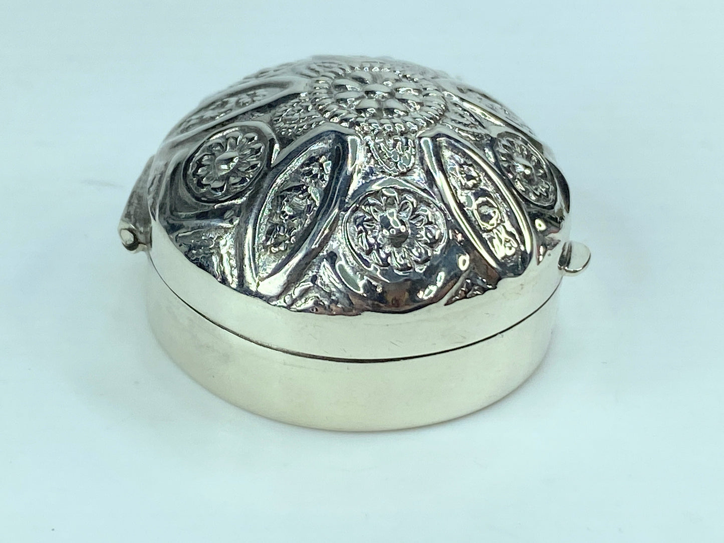 Floral Round Domed Pill Box Victorian Style 925 English Sterling Silver SS67
