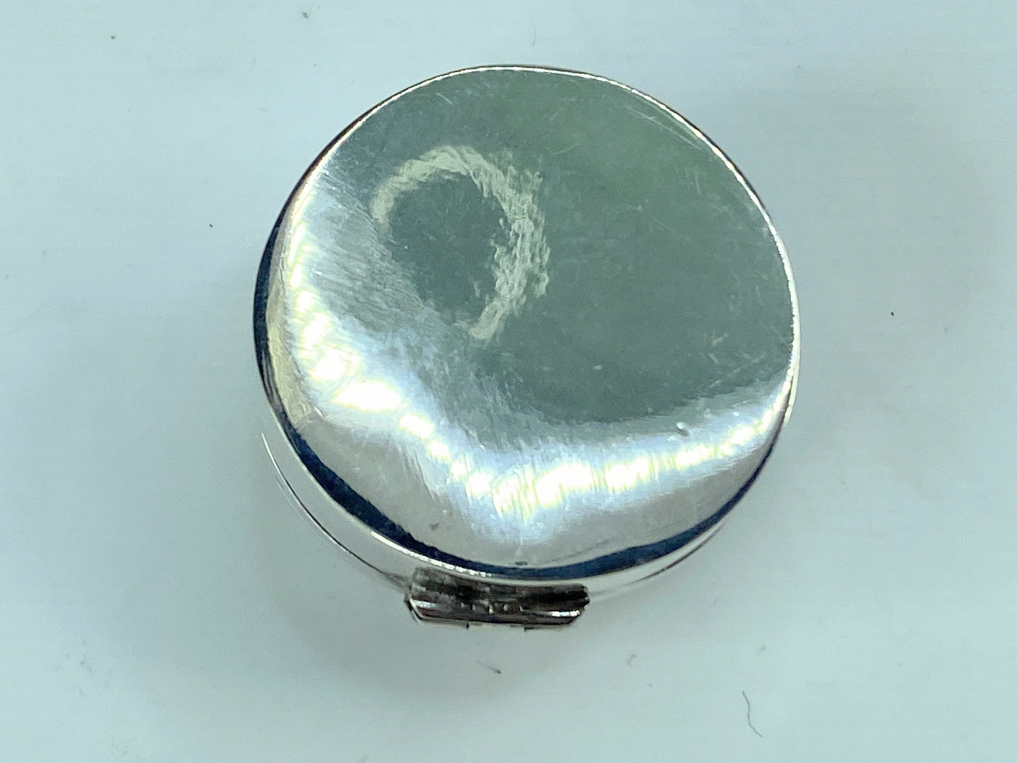 Floral Round Domed Pill Box Victorian Style 925 English Sterling Silver SS67