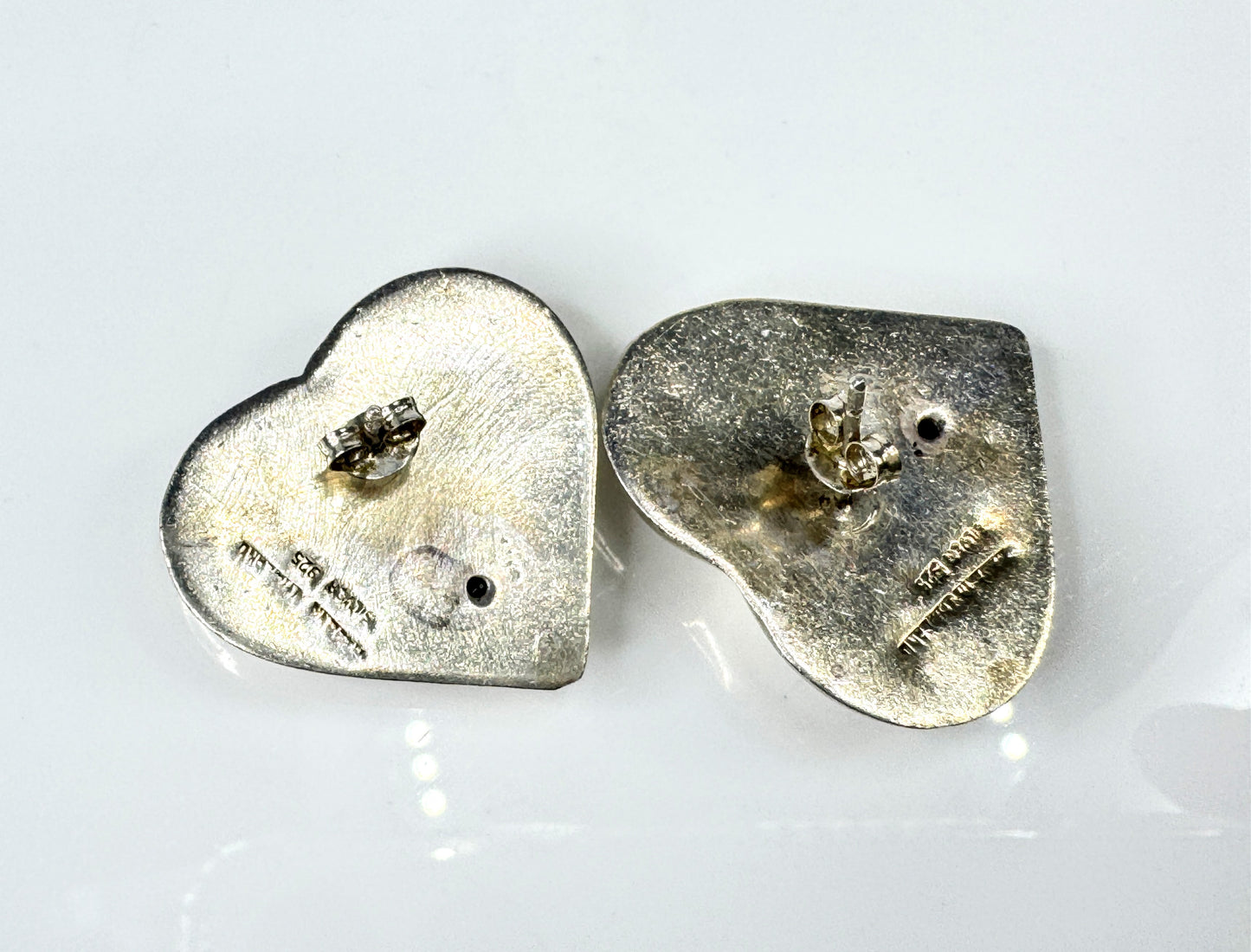 Sterling Silver Puffy Heart Stud Earrings Israel 925  8.0g 1 1/8" x 1" JR1772