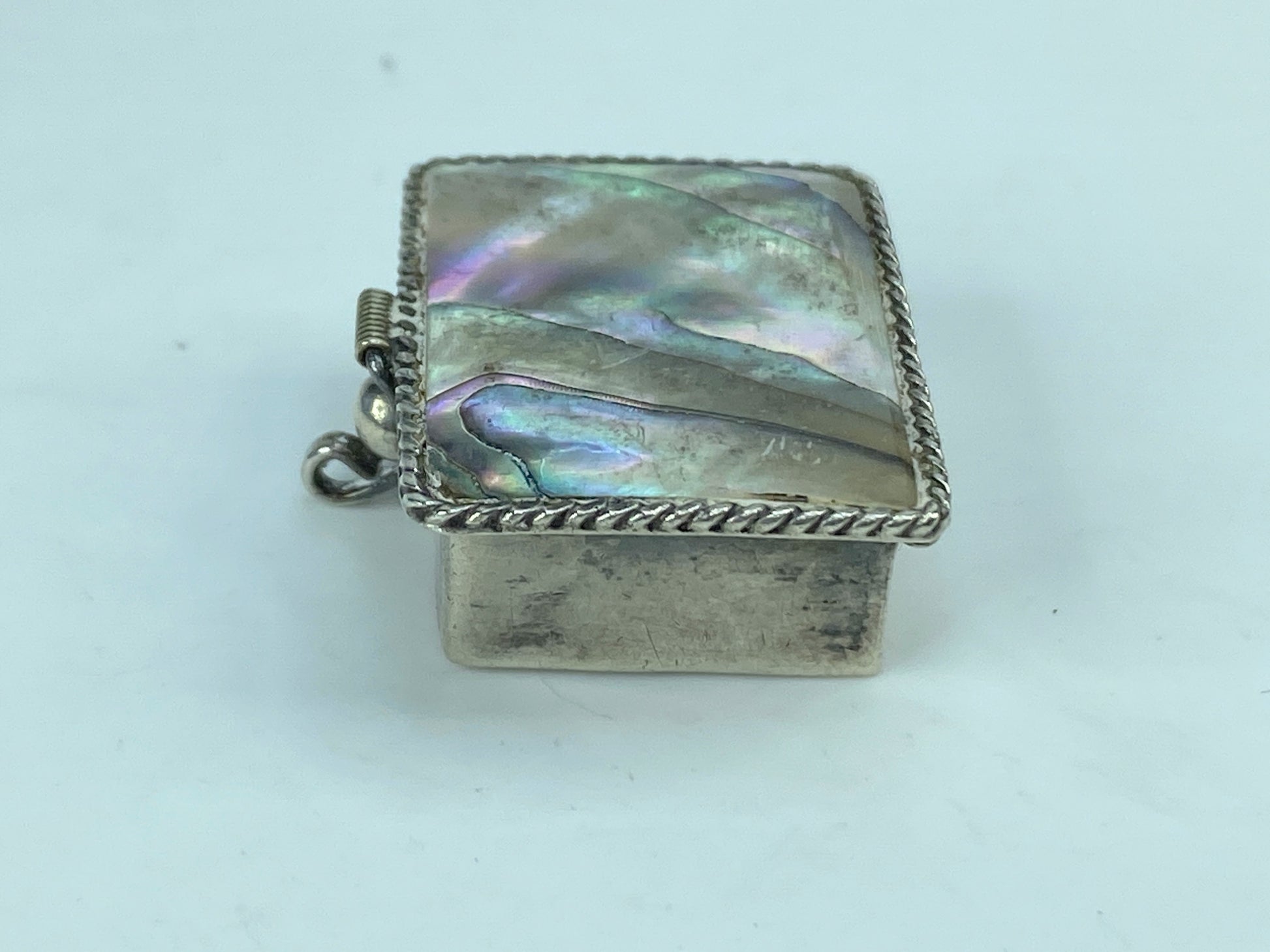 Abalone Shell Pill Box sterling silver Mexico round link border 7.8g SS68