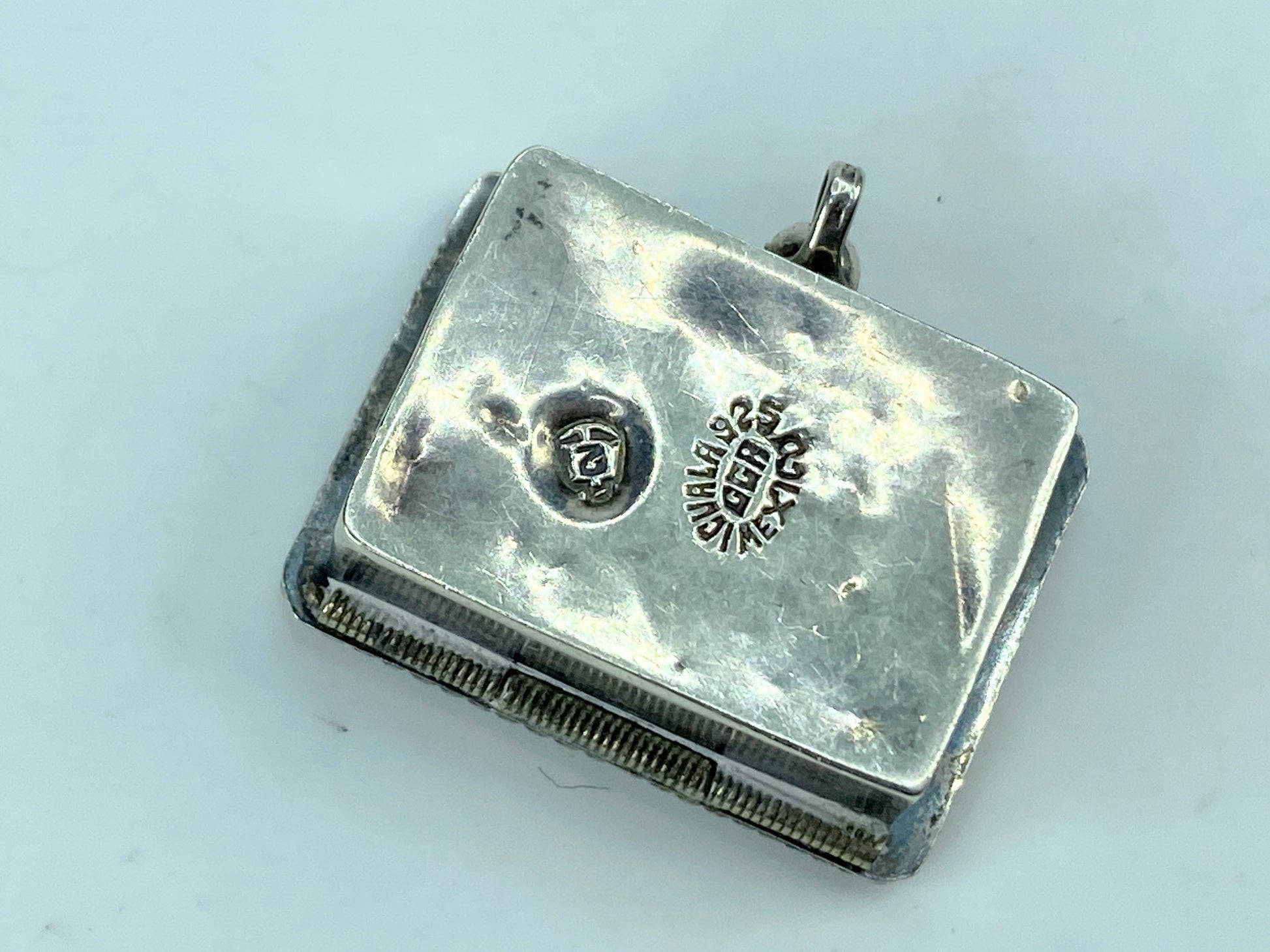 Abalone Shell Pill Box sterling silver Mexico round link border 7.8g SS68