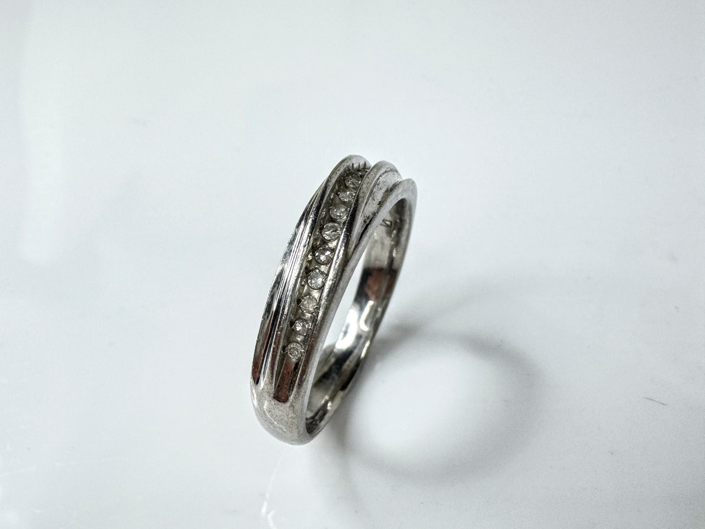 Sterling Silver Diamond Pavé Curved Band Ring  s7.25 3.4g JR1773