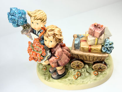 Hummel "Love's Bounty" Century Collection figurine Mint A630