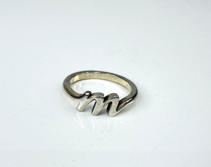 Vintage James Avery Sterling Silver Script Initial "M" Ring s6 2.7g JR1774
