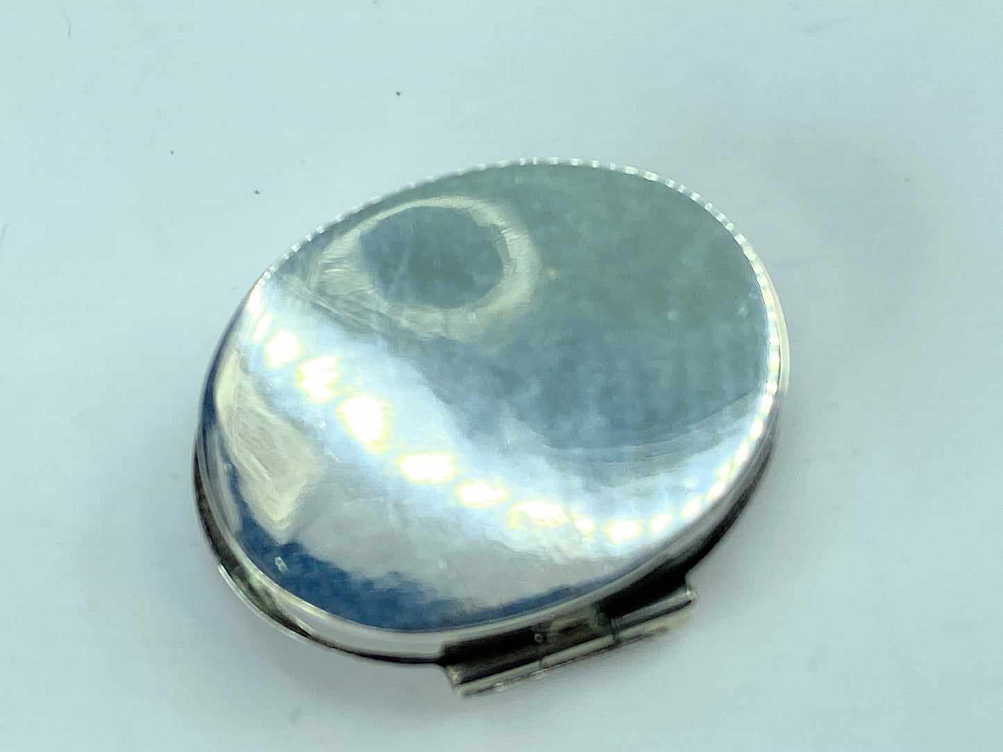 Sterling Silver Crescent Moon Lady's Face Pill Snuff hinged box 10.6g SS70