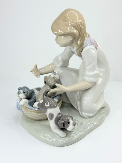Lladro Joy in a Basket-Three frisky puppies with young girl No 5595 Mint A632