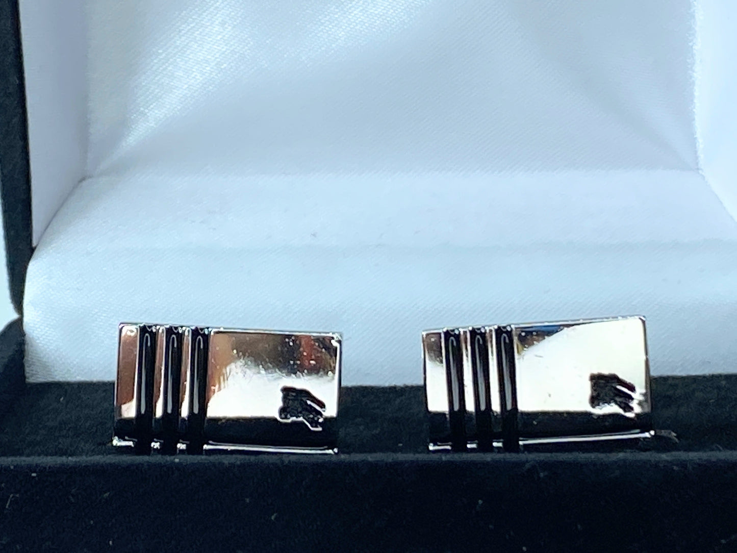 Burberry Black Label Classic Check Horsenight Silver Cufflinks authentic GS125