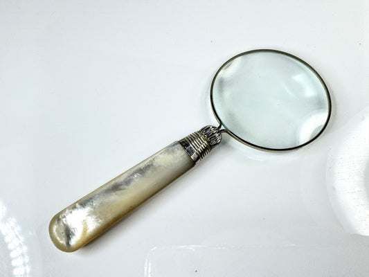Vintage George Howson Sheffield Mother of Pearl Handle Magnifying Glass SS434