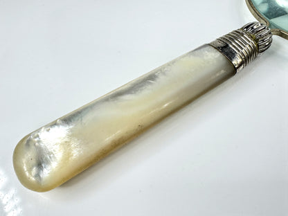 Vintage George Howson Sheffield Mother of Pearl Handle Magnifying Glass SS434