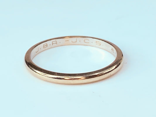 Mid century 2.0mm wedding band in 14 karat white gold s6.25 1.7gm