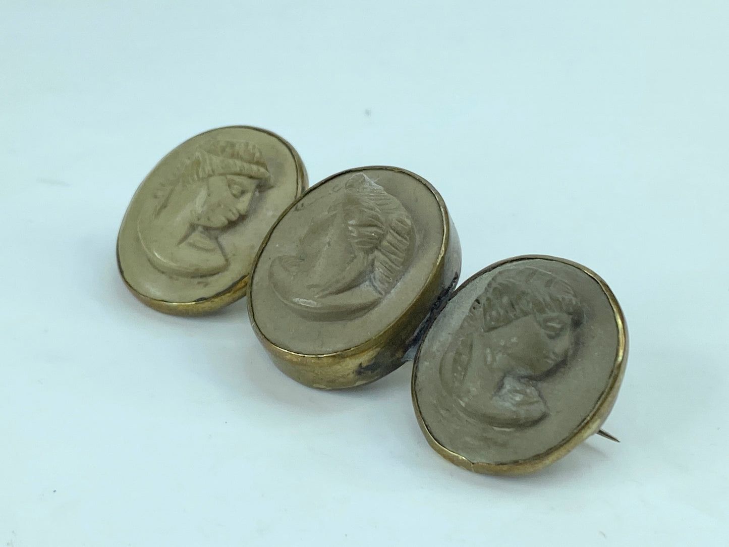 Victorian mid 1800s Italian Grand Tour Lava Cameo Brooch 12.3g 55mm JR698