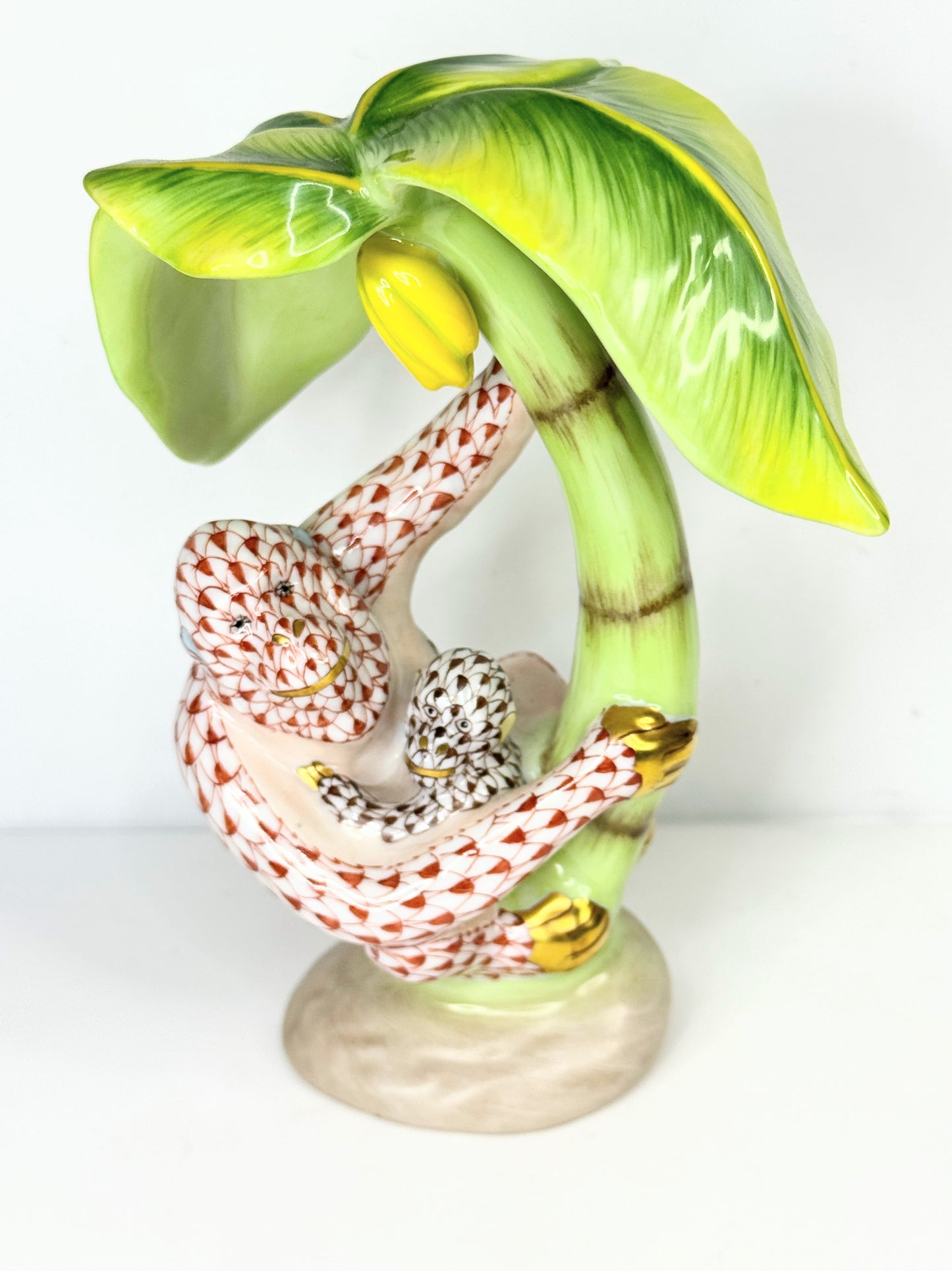 Herend Orangutan Pair Classic Kingdom Multi Fishnet Monkey Figurine A636