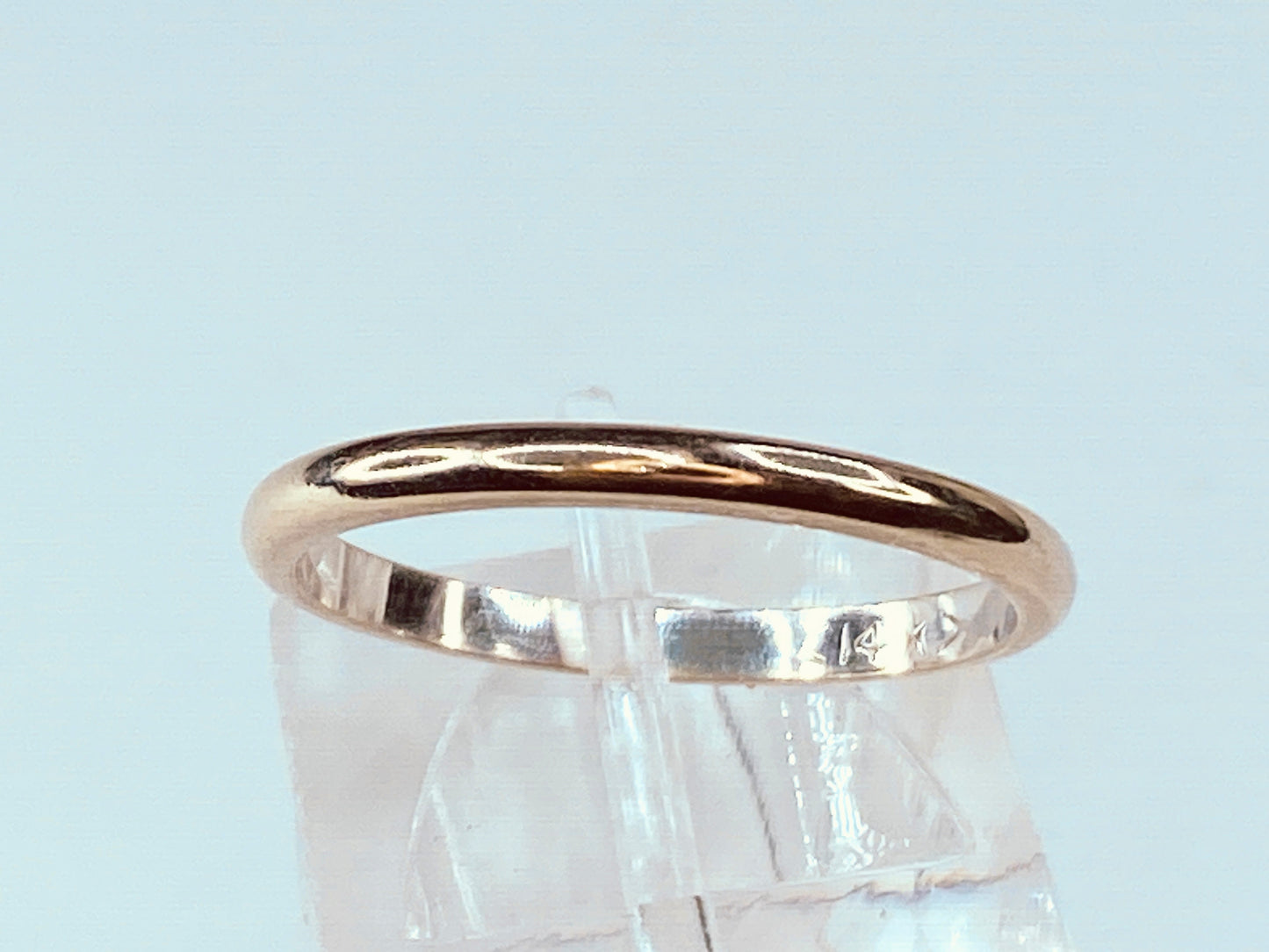 Mid century 2.0mm wedding band in 14 karat white gold s6.25 1.7gm