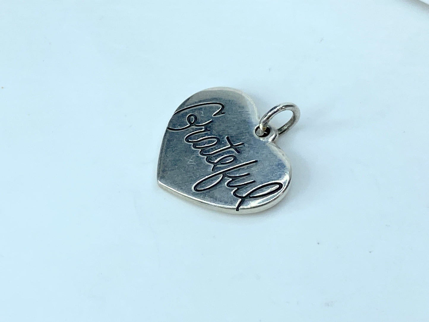 James Avery RETIRED Sterling Silver Grateful Heart Charm .925 4.2g JR1059