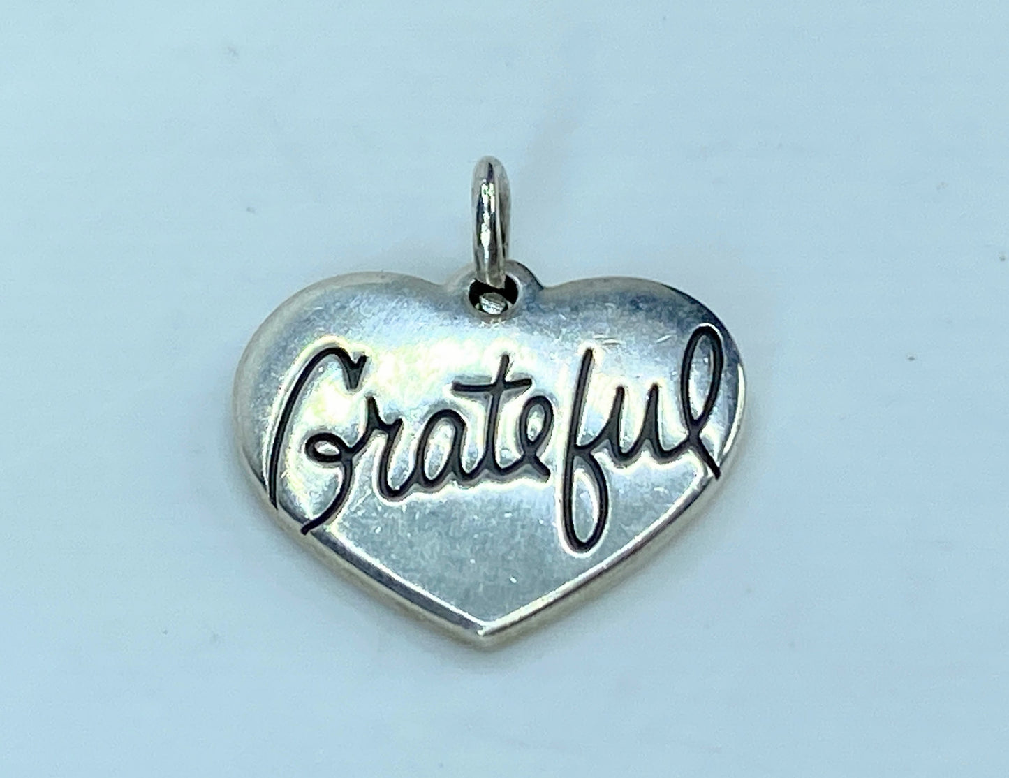 James Avery RETIRED Sterling Silver Grateful Heart Charm .925 4.2g JR1059