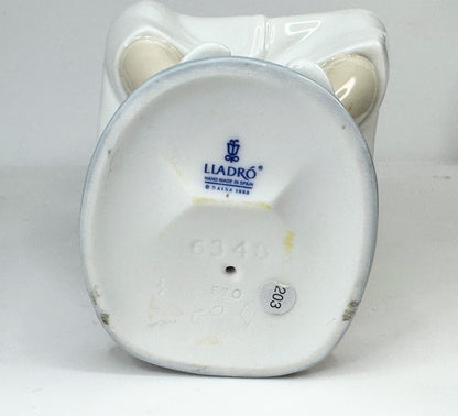 Lladro “Little Veterinarian” Nurse With Her Dog 6348 Porcelain Mint A640