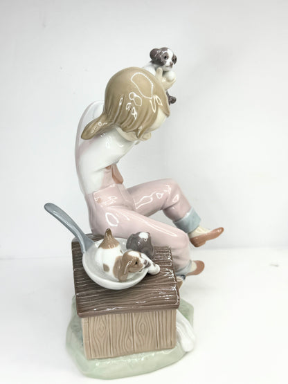 Lladró "Pick of the Litter" porcelain figurine, No. 7621 Mint A641
