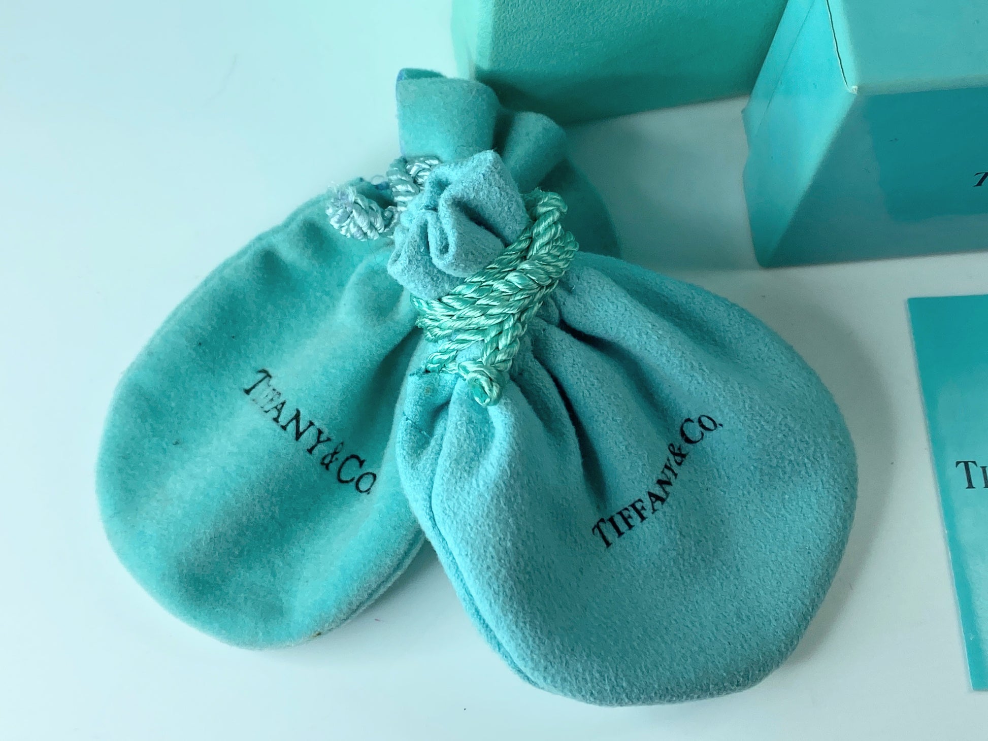 Authentic Tiffany blue boxes and pouch dust bags set of 5 A218