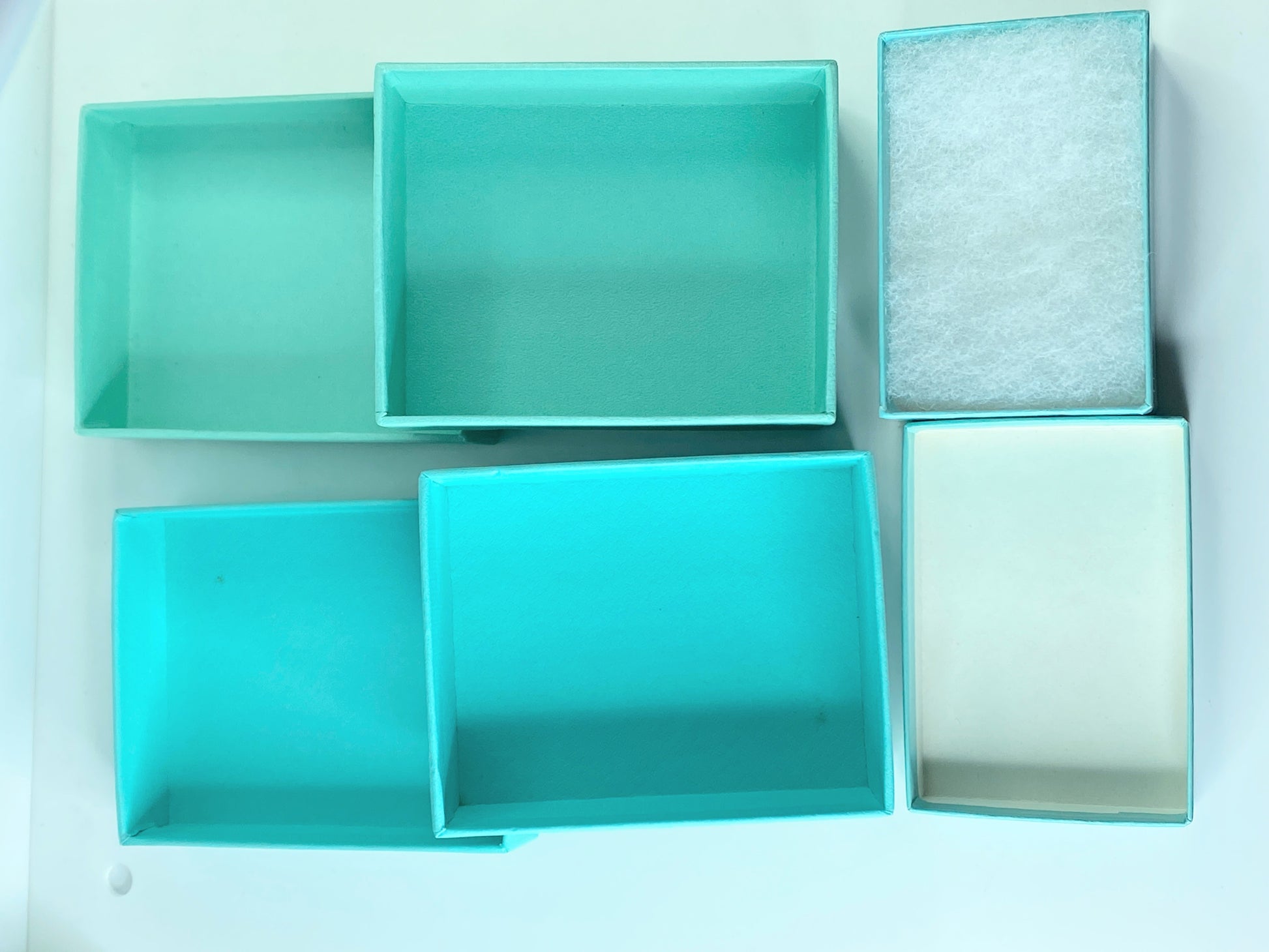 Authentic Tiffany blue boxes and pouch dust bags set of 5 A218