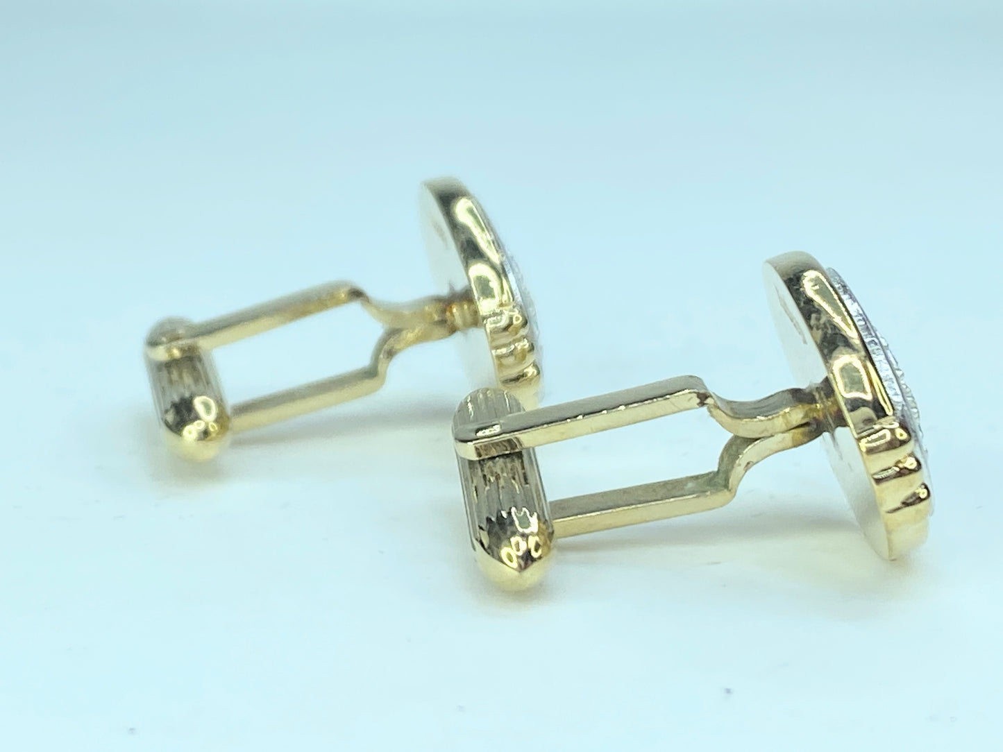 Burberry Gold Silver Tone matching cufflinks tie clip set GS132