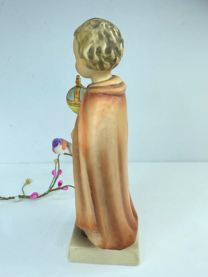 Hummel Figurine Holy Child HUM 70 TMK2 Full Bee 7.0" Tall A528