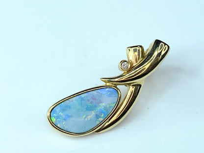 Boulder Opal Diamond diamond 14 karat pendant