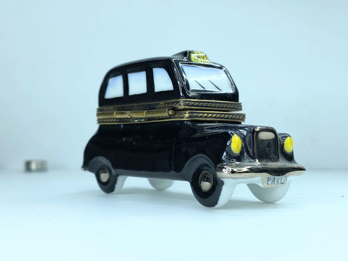 Limoges Porcelain British English Black Taxi Cab Limited edition Trinket A153