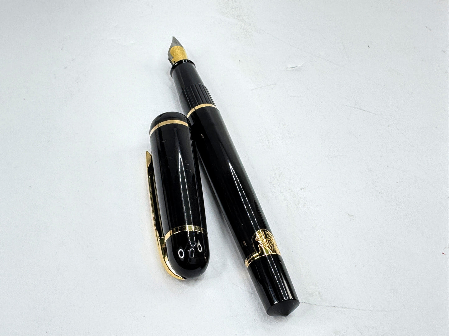 Waterman Black Noir Medium Nib Fountain Pen w Box SS449