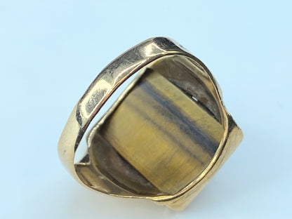 Mens 10K Yellow Gold Intaglio Cameo Tigers Eye Ring