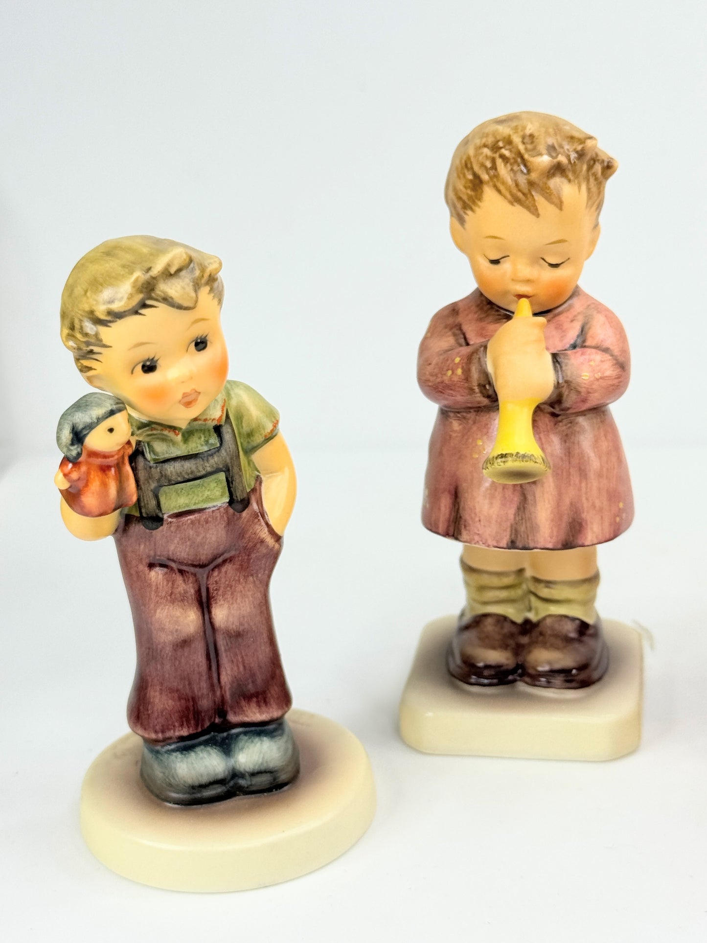 Vintage Hummel figurine set of four collection A646