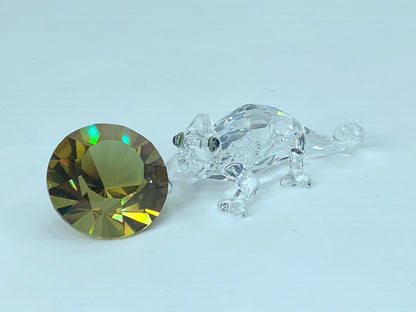 Swarovski chameleon with colour crystal chaton in box S62