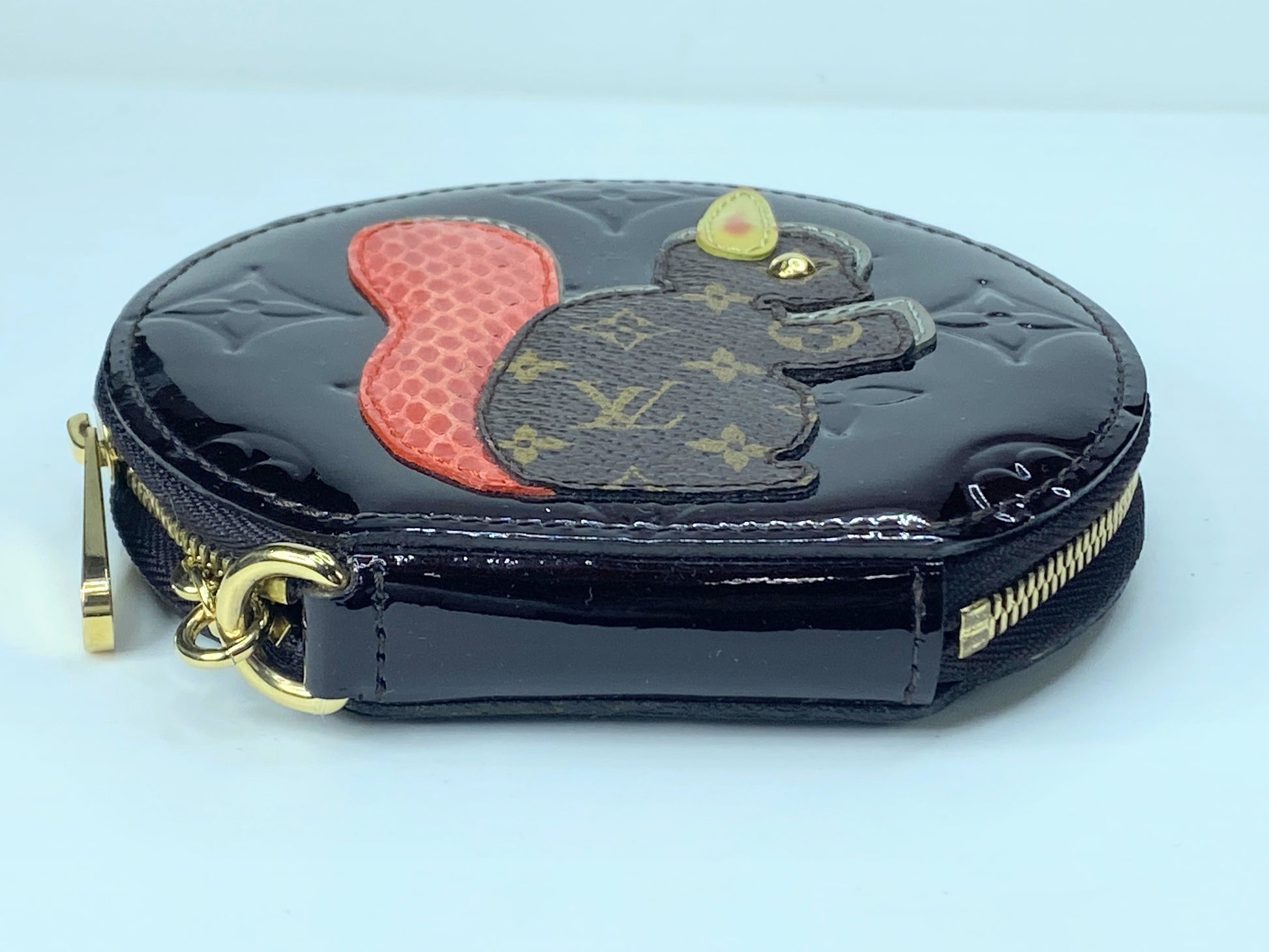 Auth Louis Vuitton Vernis Amaranth Portemonnay Squirrel Case GS419