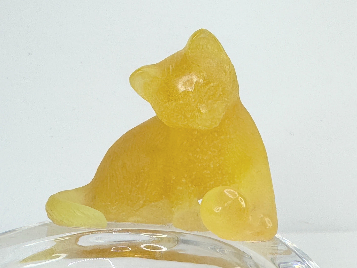 Daum signed hand blown crystal yellow cat at pond trinket ring dish Mint A648