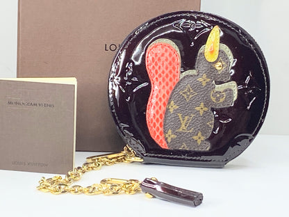 Auth Louis Vuitton Vernis Amaranth Portemonnay Squirrel Case GS419
